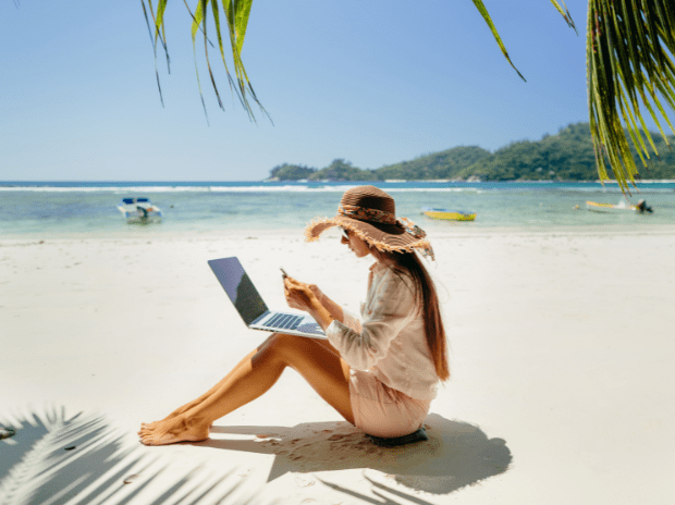 Обложка "Страхование для DIGITAL NOMAD в Испании"